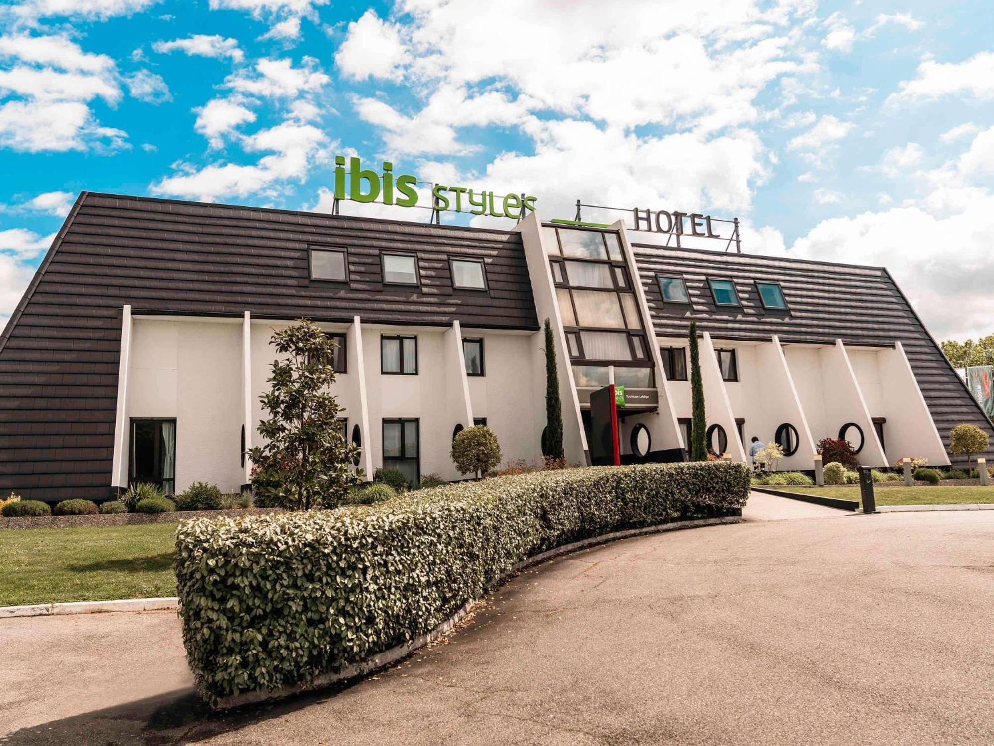 Hotel Ibis Styles Toulouse Labège Exterior foto